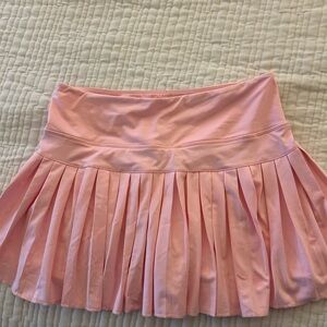 Gold Hinge Pink pleated Skirt